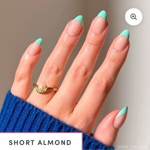 Glamnetic Short Almond Press-On Nails in Pistachio Crème